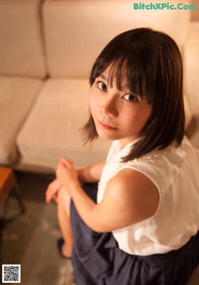 Yui Tsubaki - Gifporn Schoolgirl Wearing No.22e9b4