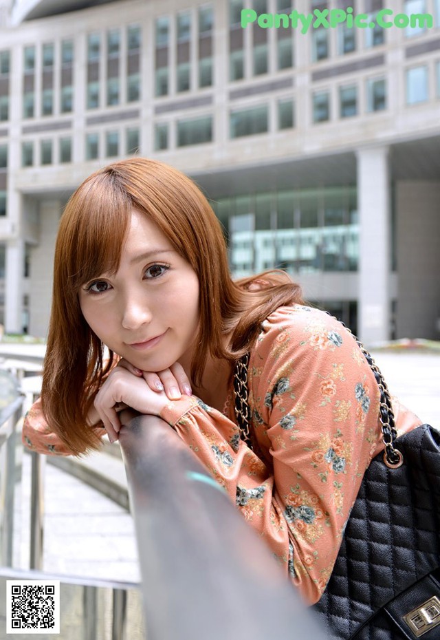 Riri Kobe - Bed Fullhd Pic No.0778af