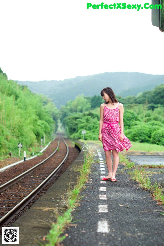 Erina Mano - Kising Anklet Pics No.531164
