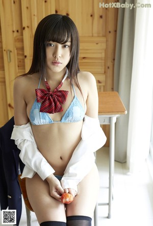 Aqua Otsuki - Galary Schoolgirl Uniform